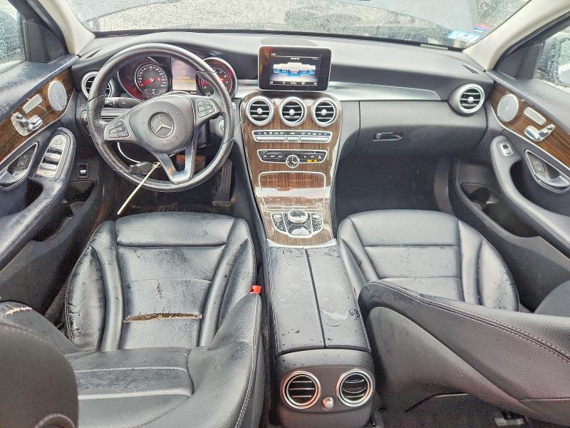 58703816 :رقم المزاد ، 55SWF4KBXJU242357 vin ، 2018 Mercedes-benz C مزاد بيع