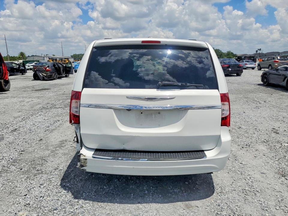 61518746 :رقم المزاد ، 2C4RC1GG2ER144458 vin ، 2014 Chrysler Town & Country مزاد بيع