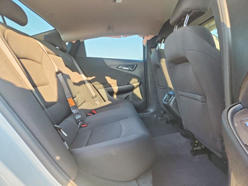 61988076 :رقم المزاد ، 1G1ZD5STXNF200932 vin ، 2022 Chevrolet Malibu مزاد بيع