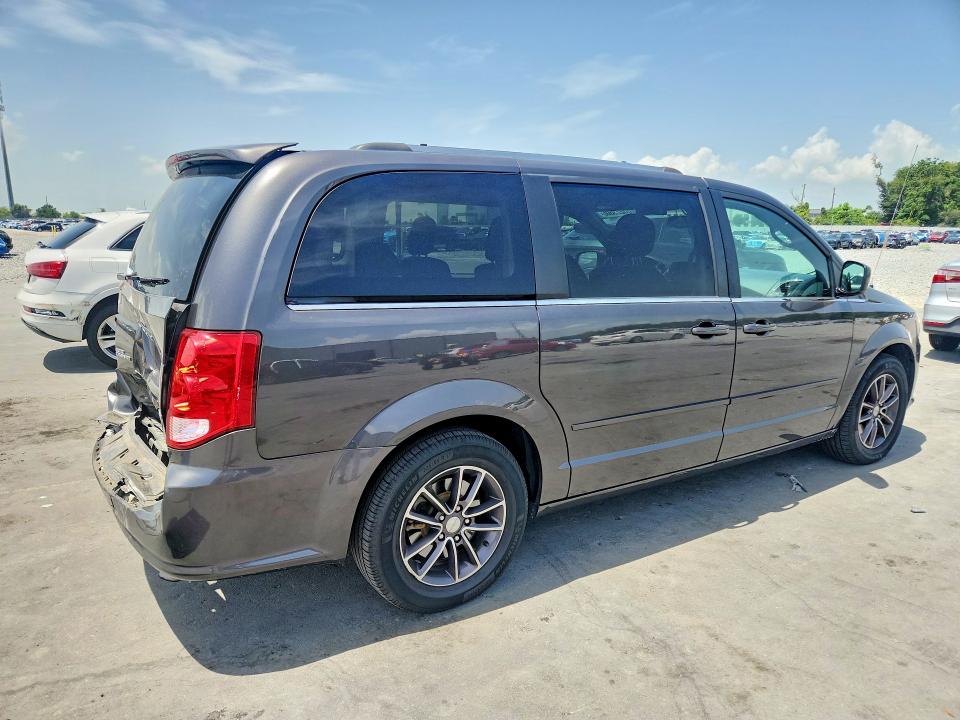 2017 Dodge Grand Caravan მანქანა იყიდება აუქციონზე, vin: 2C4RDGCGXHR760998, აუქციონის ნომერი: 60223606