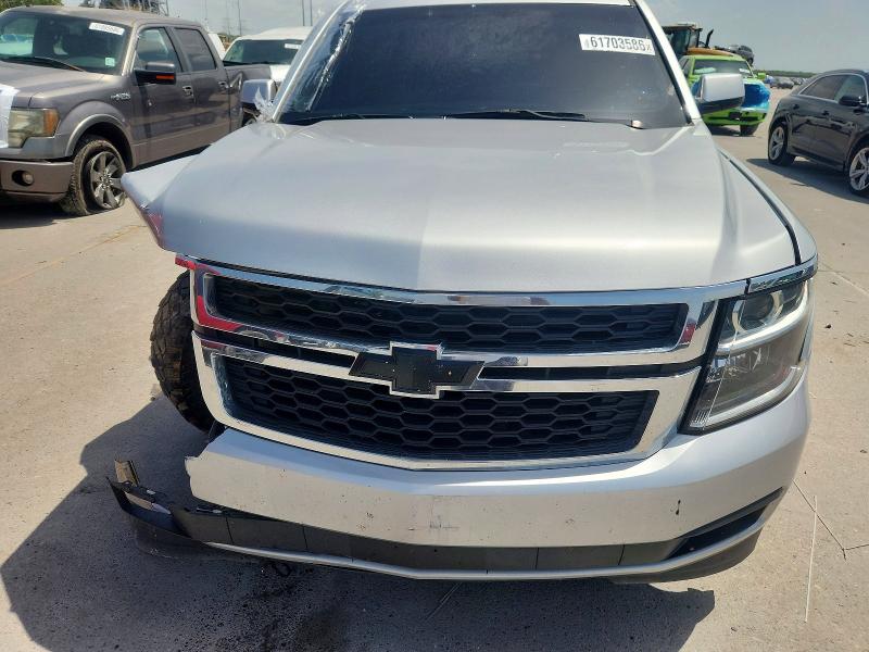 61703586 :رقم المزاد ، 1GNSCAKC5HR353815 vin ، 2017 Chevrolet Tahoe مزاد بيع
