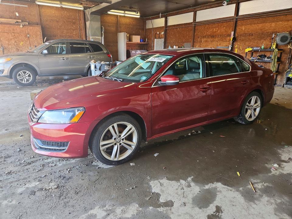 62577896 :رقم المزاد ، 1VWBV7A3XFC018960 vin ، 2015 Volkswagen Passat مزاد بيع