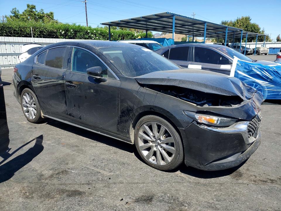 62878936 :رقم المزاد ، JM1BPABL3M1326974 vin ، 2021 Mazda 3 مزاد بيع