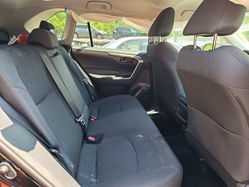 60419326 :رقم المزاد ، 2T3G1RFV9MC163431 vin ، 2021 Toyota Rav4 مزاد بيع