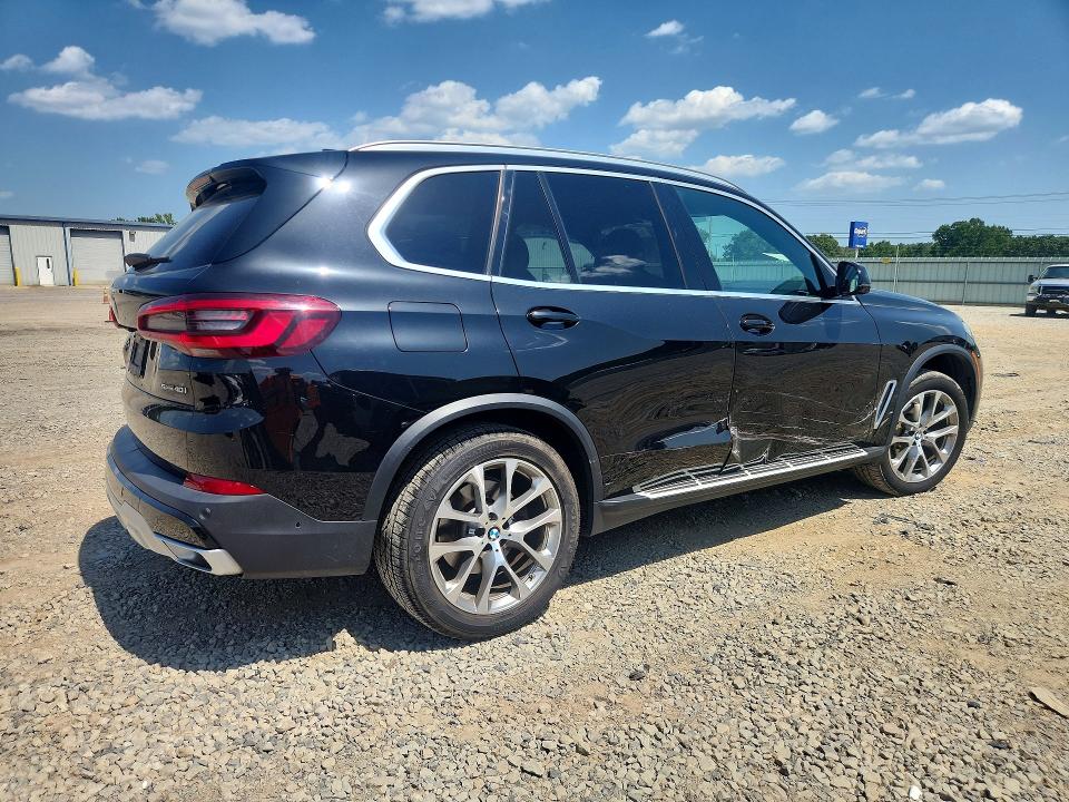 62051996 :رقم المزاد ، 5UXCR4C05P9P01806 vin ، 2023 Bmw X5 مزاد بيع