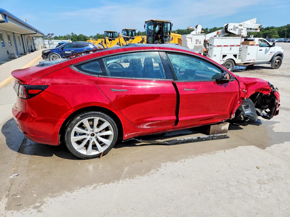 Продажа на аукционе авто 2018 Tesla Model 3, vin: 5YJ3E1EB1JF117099, номер лота: 60866186