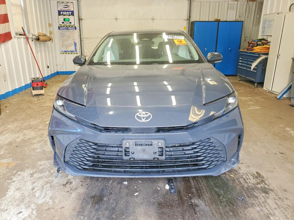 Продажа на аукционе авто 2025 Toyota Camry, vin: 4T1DAACK2SU000929, номер лота: 61371896