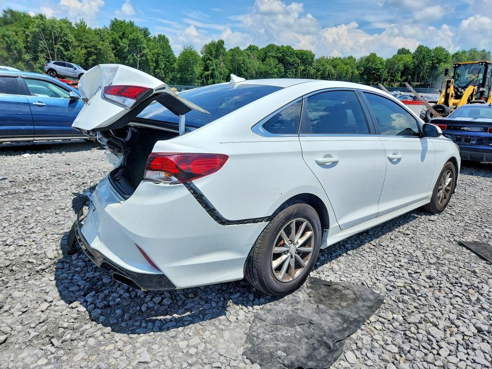 Auction sale of the 2018 Hyundai Sonata, vin: 5NPE24AF3JH701128, lot number: 59306926