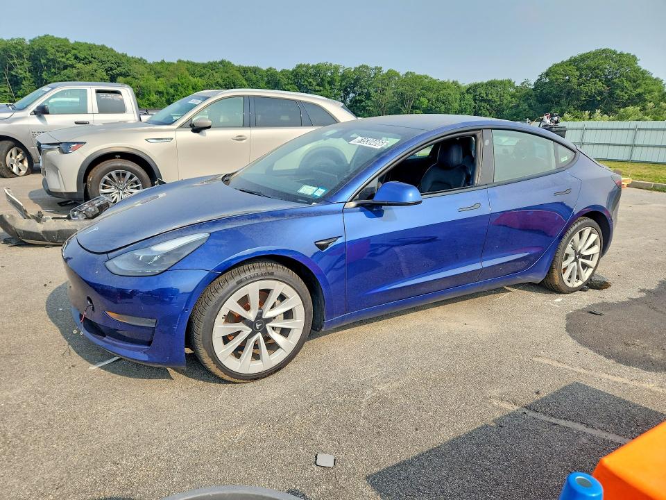61530466 :رقم المزاد ، 5YJ3E1EA7NF286928 vin ، 2022 Tesla Model 3 مزاد بيع