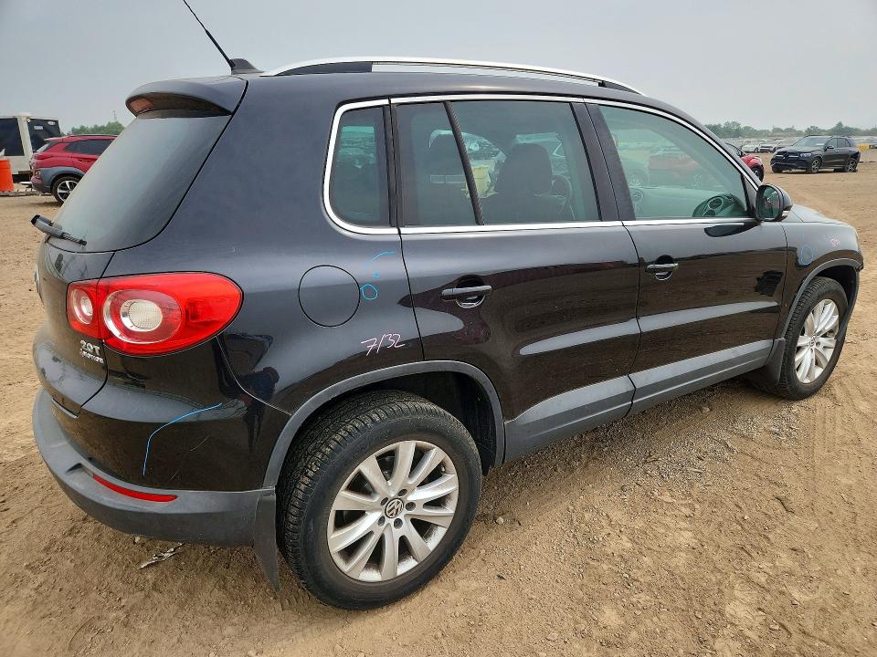 Продажа на аукционе авто 2010 Volkswagen Tiguan, vin: WVGBV7AX5AW508523, номер лота: 61684216