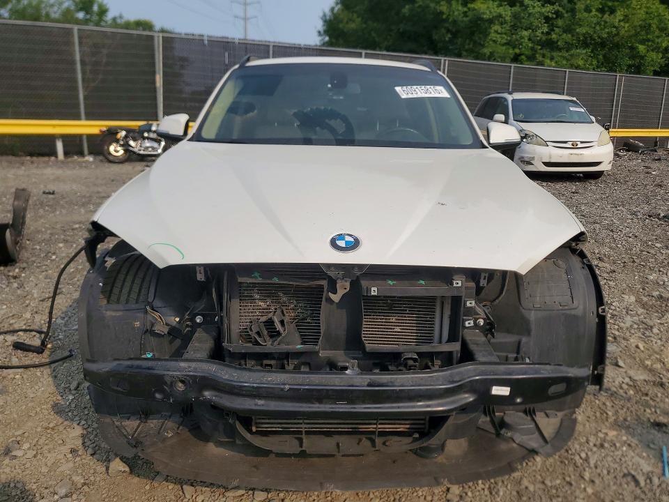 2015 Bmw X1 მანქანა იყიდება აუქციონზე, vin: WBAVM1C57FVZ94274, აუქციონის ნომერი: 60915816