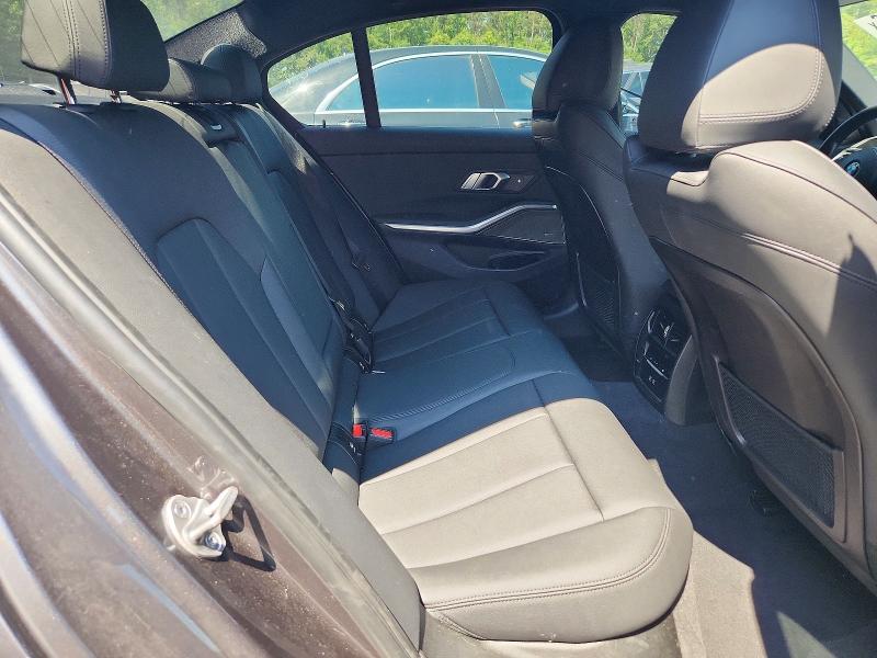 60307036 :رقم المزاد ، 3MW5R7J04M8B97881 vin ، 2021 Bmw 330xi مزاد بيع