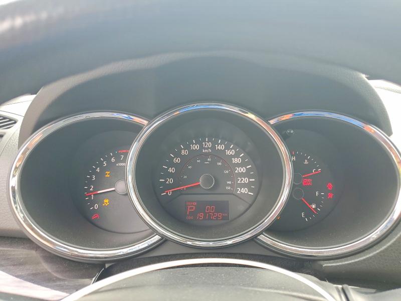 2011 Kia Sorento მანქანა იყიდება აუქციონზე, vin: 5XYKTDA29BG037407, აუქციონის ნომერი: 58536596