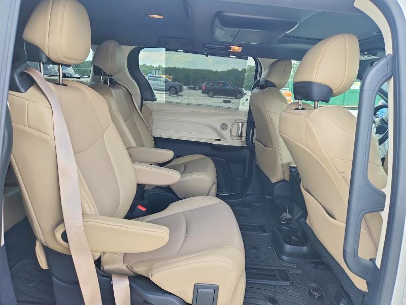 Auction sale of the 2022 Toyota Sienna, vin: 5TDZSKFC9NS059678, lot number: 61899746