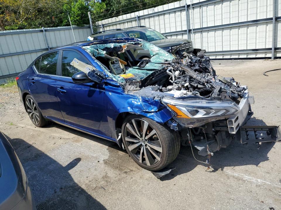 61119336 :رقم المزاد ، 1N4BL4CV7KC182124 vin ، 2019 Nissan Altima مزاد بيع
