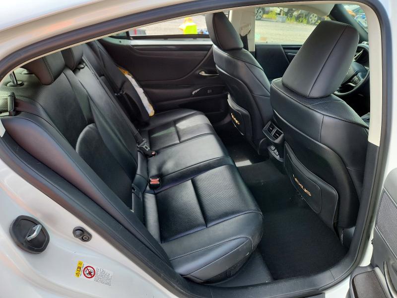 62481506 :رقم المزاد ، JTHB21B11K2057862 vin ، 2019 Lexus Es مزاد بيع
