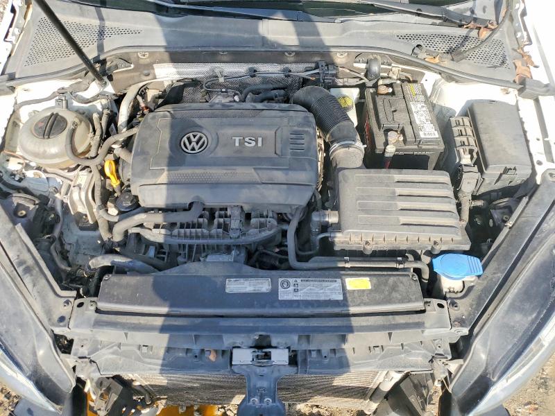 61628786 :رقم المزاد ، 3VW217AU0FM033180 vin ، 2015 Volkswagen Golf مزاد بيع