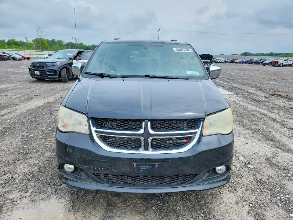 63007256 :رقم المزاد ، 2C4RDGCG2HR825195 vin ، 2017 Dodge Grand Caravan مزاد بيع