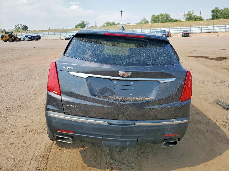 59375556 :رقم المزاد ، 1GYKNDRS9JZ124149 vin ، 2018 Cadillac Xt5 مزاد بيع