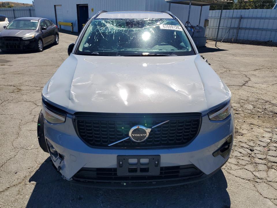 Продажа на аукционе авто 2024 Volvo Xc40, vin: YV4L12UM2R2299864, номер лота: 62699126