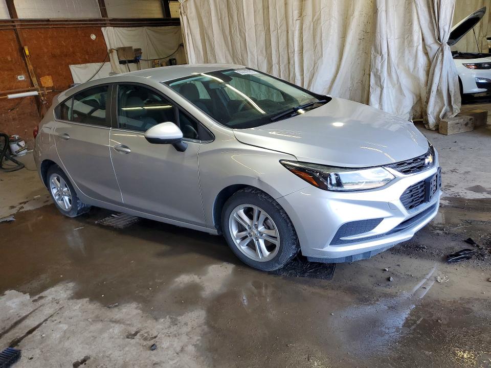 2018 Chevrolet Cruze მანქანა იყიდება აუქციონზე, vin: 3G1BE6SM7JS640013, აუქციონის ნომერი: 60639386