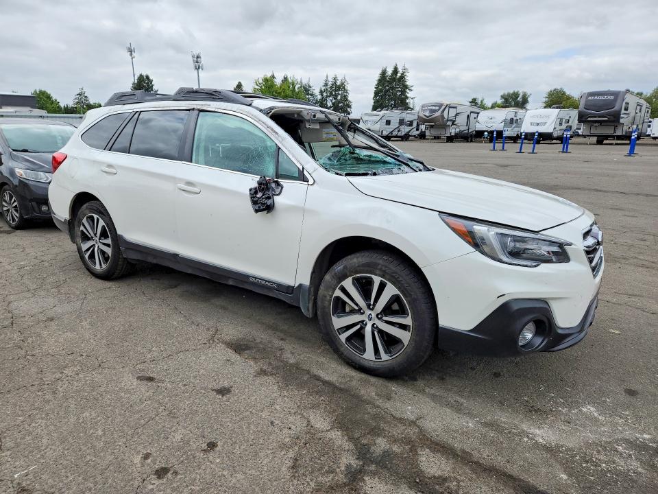 Продаж на аукціоні авто 2018 Subaru Outback, vin: 4S4BSANC8J3349947, номер лоту: 61049916