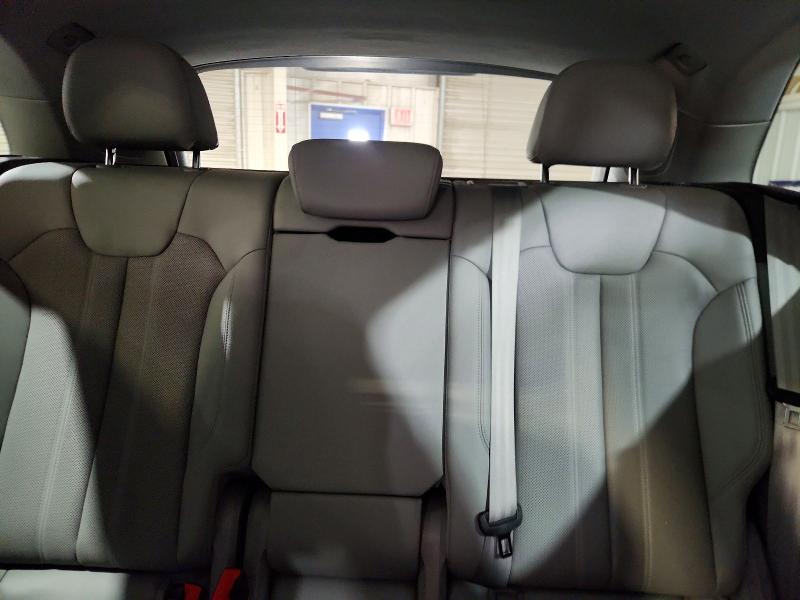 61142976 :رقم المزاد ، WA1BNAFY6J2022629 vin ، 2018 Audi Q5 مزاد بيع
