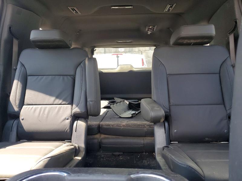 60644016 :رقم المزاد ، 1GNSKCKD8MR363367 vin ، 2021 Chevrolet Suburban مزاد بيع