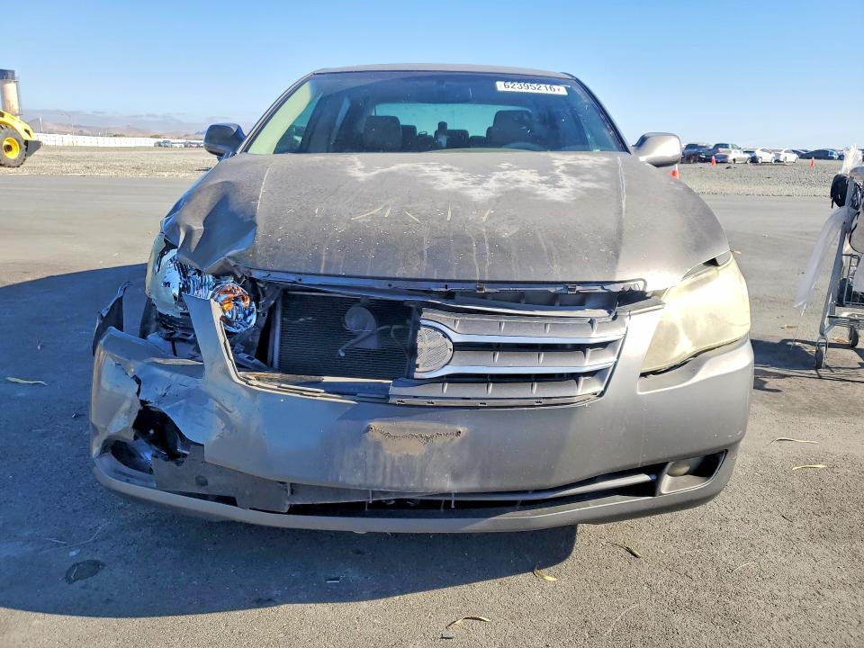 2006 Toyota Avalon მანქანა იყიდება აუქციონზე, vin: 4T1BK36B36U142496, აუქციონის ნომერი: 62395216
