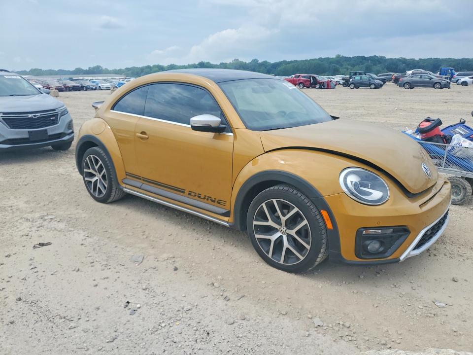 2017 Volkswagen Beetle მანქანა იყიდება აუქციონზე, vin: 3VWS17AT1HM615816, აუქციონის ნომერი: 63027646