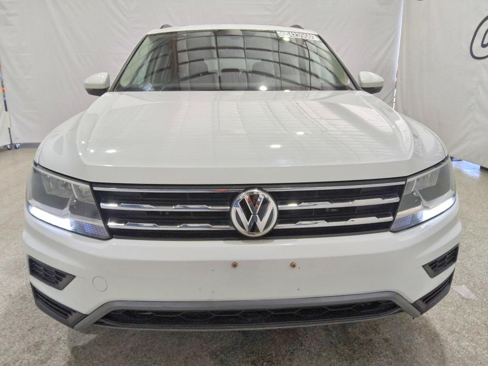 2018 Volkswagen Tiguan მანქანა იყიდება აუქციონზე, vin: 3VV3B7AX5JM120677, აუქციონის ნომერი: 60423966