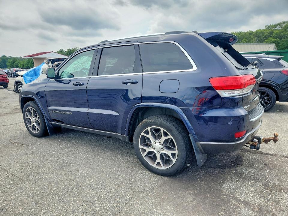 60663576 :رقم المزاد ، 1C4RJFBT0JC118905 vin ، 2018 Jeep Grand Cherokee مزاد بيع