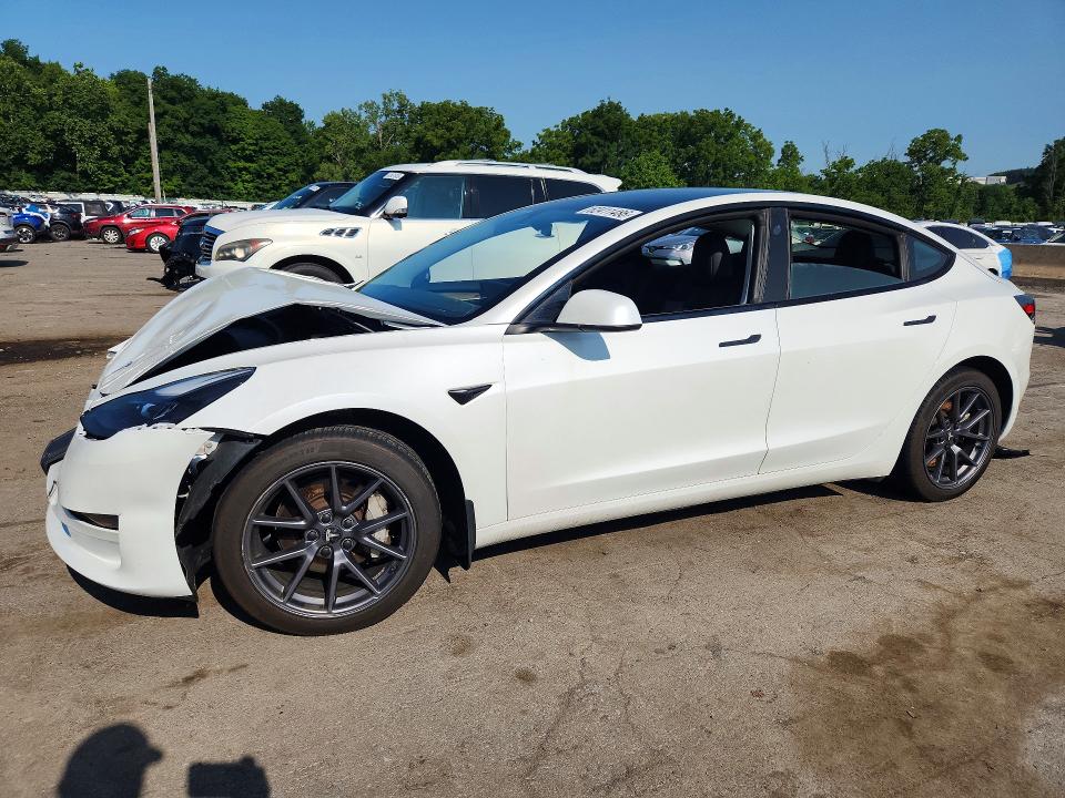 Продажа на аукционе авто 2023 Tesla Model 3, vin: 5YJ3E1EA3PF575744, номер лота: 62411486
