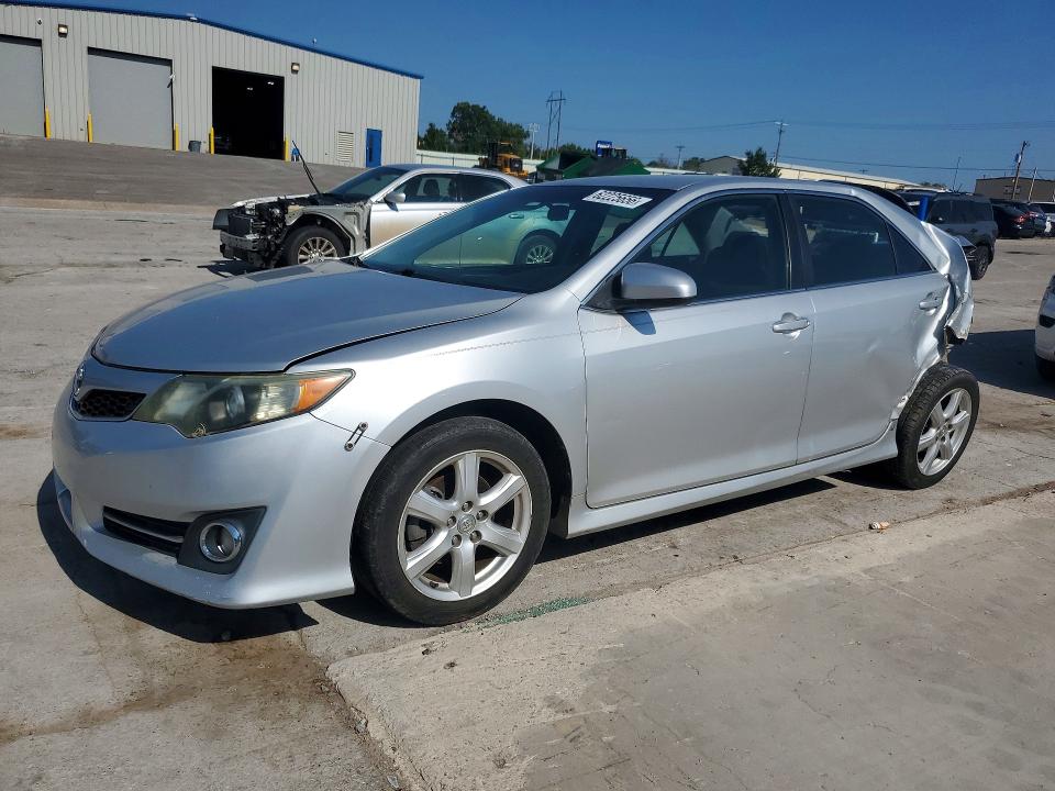 62225656 :رقم المزاد ، 4T1BF1FK9CU090585 vin ، 2012 Toyota Camry مزاد بيع