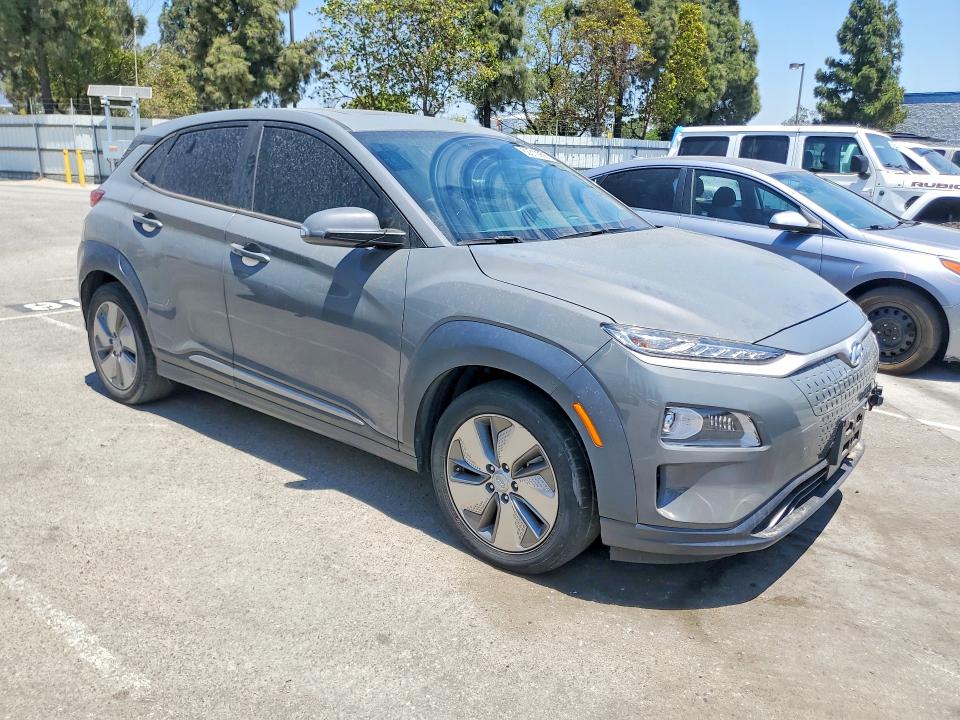 62312966 :رقم المزاد ، KM8K53AG4MU131580 vin ، 2021 Hyundai Kona مزاد بيع