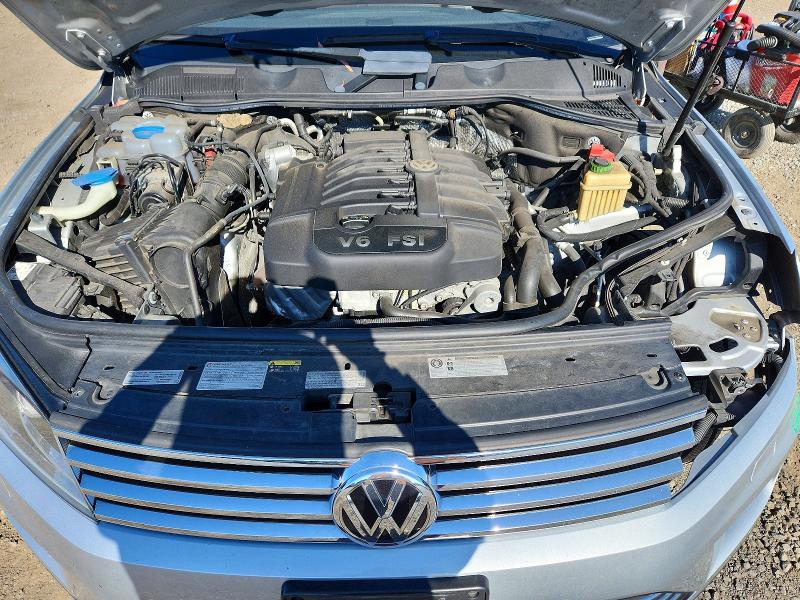 Продажа на аукционе авто 2017 Volkswagen Touareg, vin: WVGRF7BP2HD006309, номер лота: 62092056