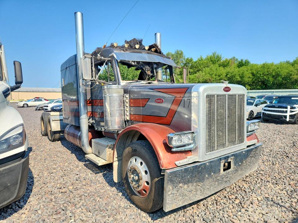 Aukcja sprzedaży 2000 Peterbilt 379, vin: 1XP5DU9X6YD470330, numer aukcji: 62318496