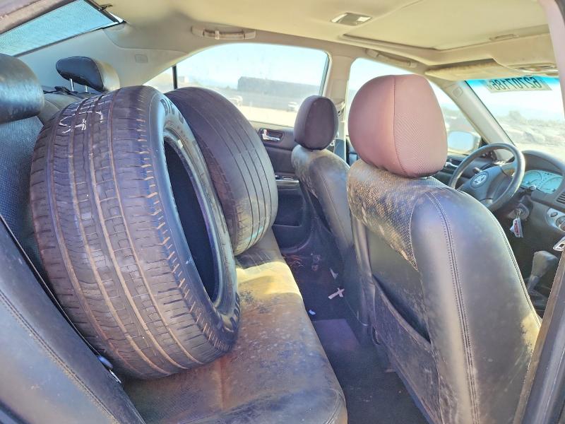 62707186 :رقم المزاد ، JTDBF30KX20026098 vin ، 2002 Toyota Camry مزاد بيع