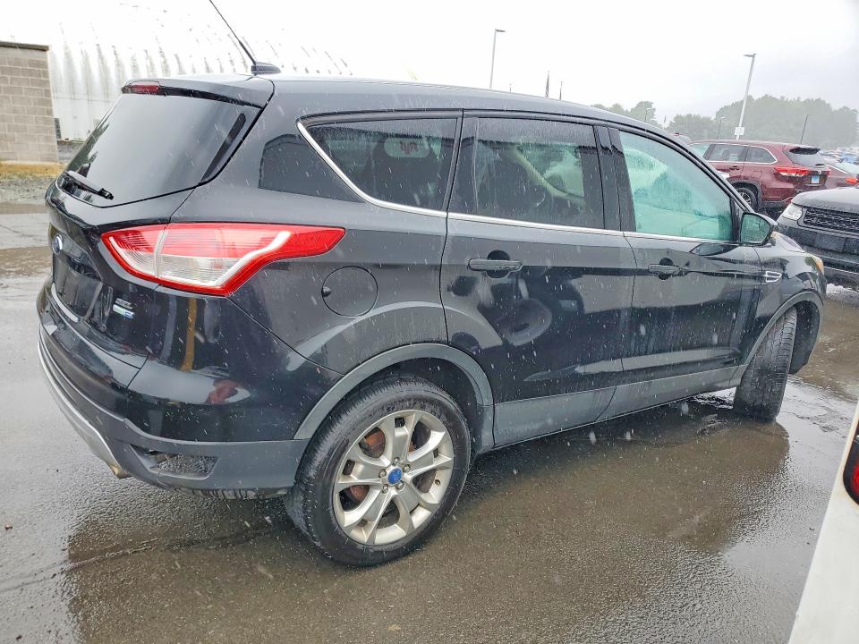 2013 Ford Escape მანქანა იყიდება აუქციონზე, vin: 1FMCU9H93DUA09973, აუქციონის ნომერი: 59838876