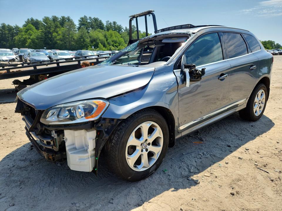 Продажа на аукционе авто 2016 Volvo Xc60, vin: YV4612RKXG2848938, номер лота: 59323036