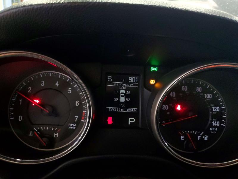 2012 Jeep Grand Cherokee მანქანა იყიდება აუქციონზე, vin: 1C4RJFAG0CC232037, აუქციონის ნომერი: 62904136