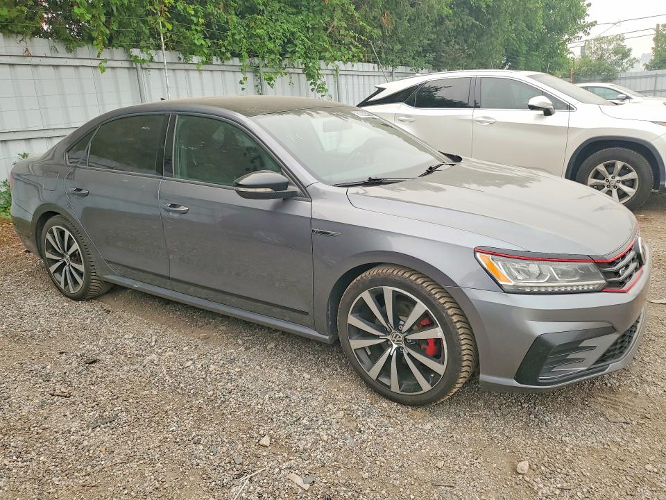 61223526 :رقم المزاد ، 1VWJM7A3XJC034714 vin ، 2018 Volkswagen Passat مزاد بيع