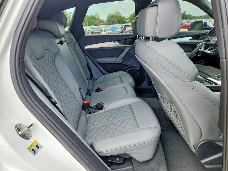 62336056 :رقم المزاد ، WA1B4AFY2K2024219 vin ، 2019 Audi Sq5 مزاد بيع
