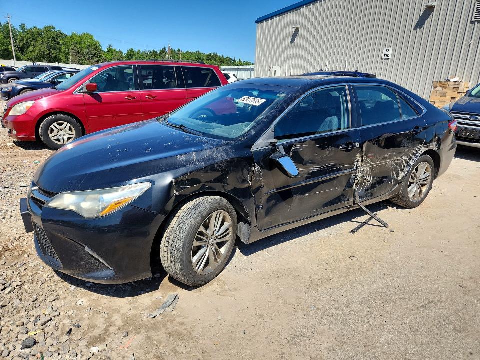 62877016 :رقم المزاد ، 4T1BF1FK0GU249516 vin ، 2016 Toyota Camry مزاد بيع