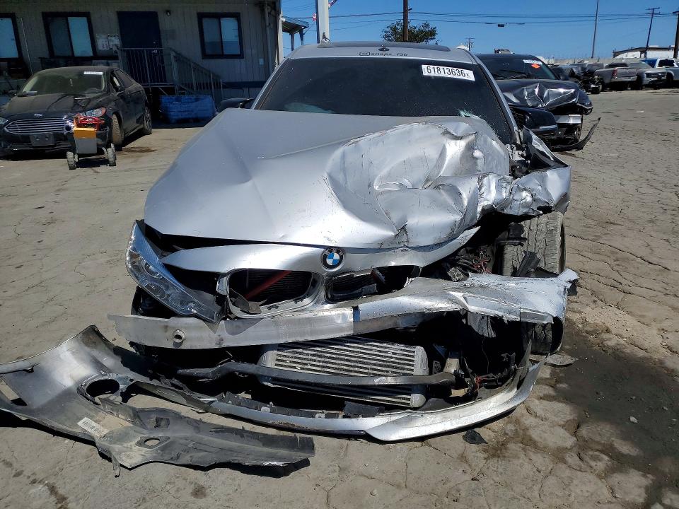 61813636 :رقم المزاد ، WBA3C1C59DF438033 vin ، 2013 Bmw 328 مزاد بيع