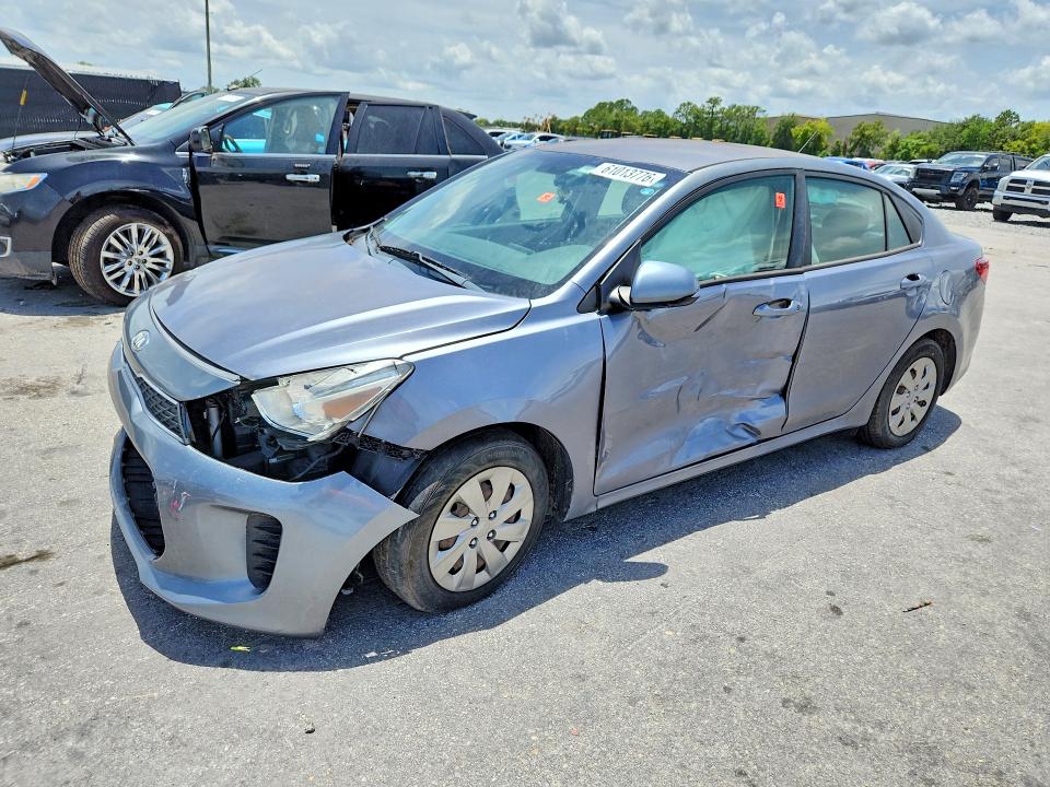 2019 Kia Rio მანქანა იყიდება აუქციონზე, vin: 3KPA24AB3KE166853, აუქციონის ნომერი: 61013776