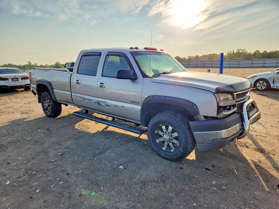 59586766 :رقم المزاد ، 1GCHK33U35F931691 vin ، 2005 Chevrolet Silverado مزاد بيع