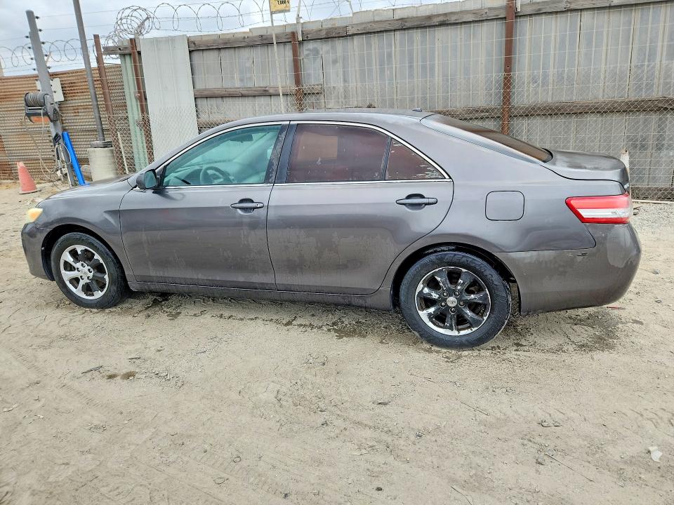 59396246 :رقم المزاد ، 4T4BF3EK7AR081724 vin ، 2010 Toyota Camry مزاد بيع