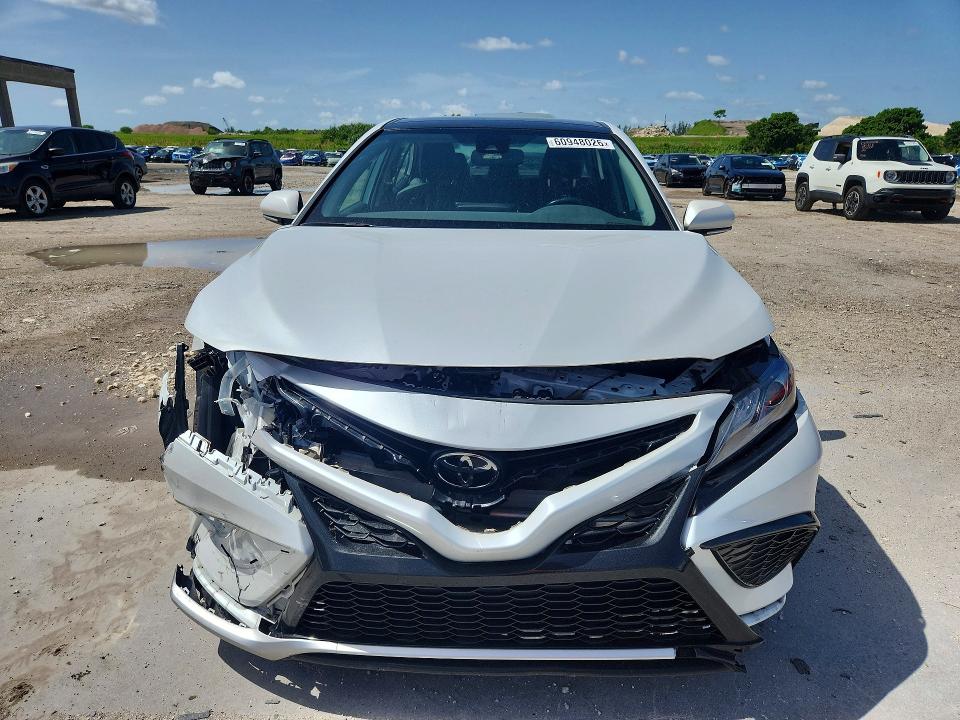 Auction sale of the 2021 Toyota Camry, vin: 4T1K61AK2MU566667, lot number: 60948026