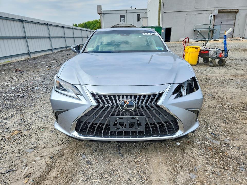 Продажа на аукционе авто 2025 Lexus Es 300h, vin: 58AEA1C12SU054512, номер лота: 61373576